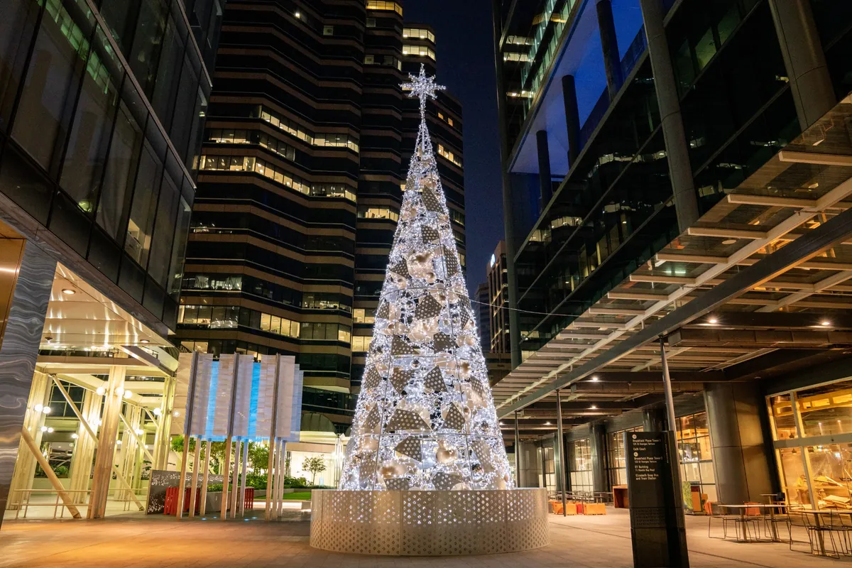 Brookfield Christmas Tree Plaza_