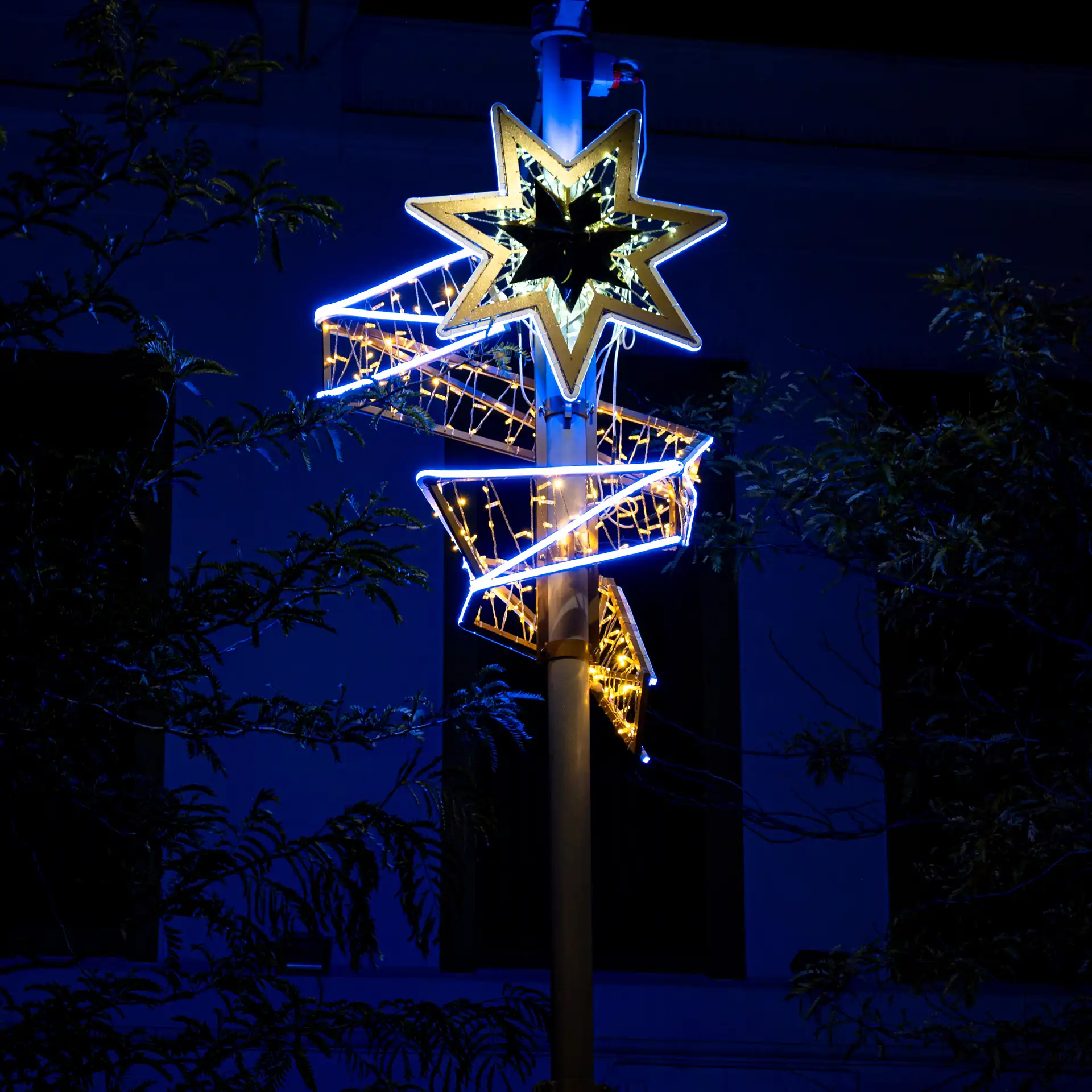 commercial christmas tree