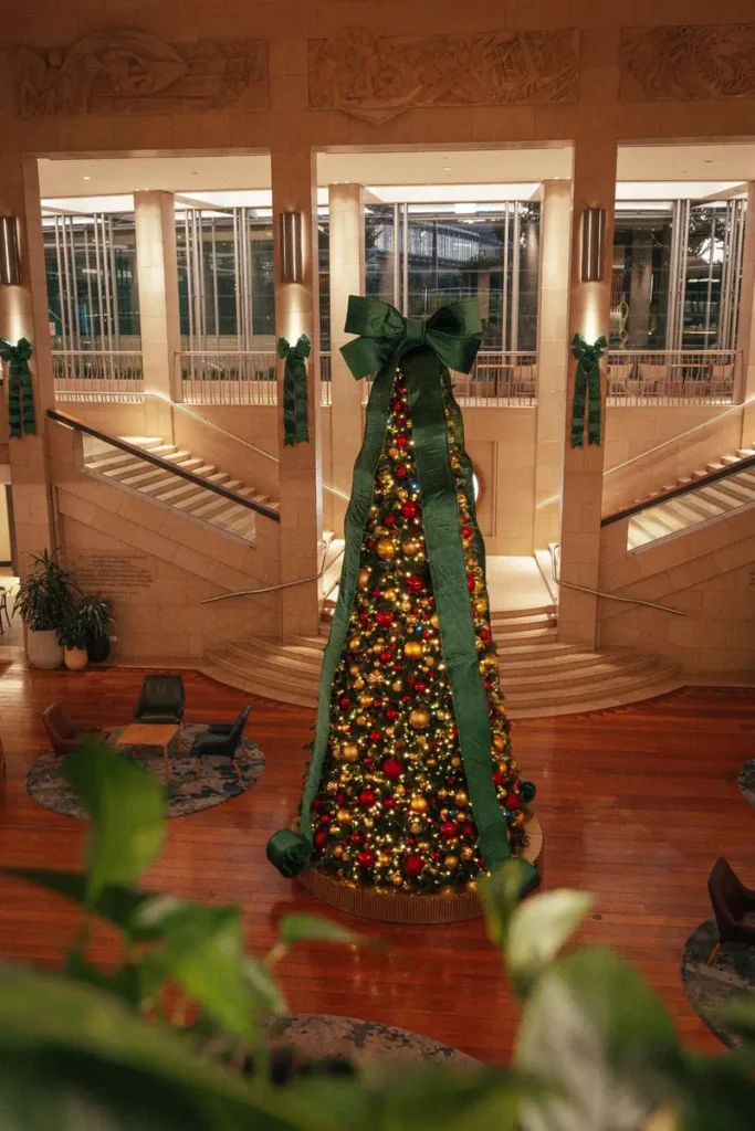 commercial holiday decorations