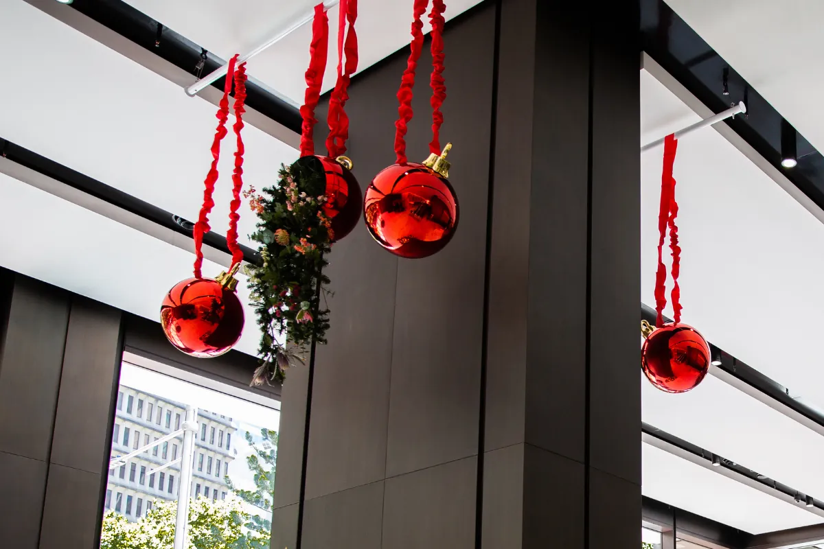 Brookfield Properties BGRE - Suspended installation
