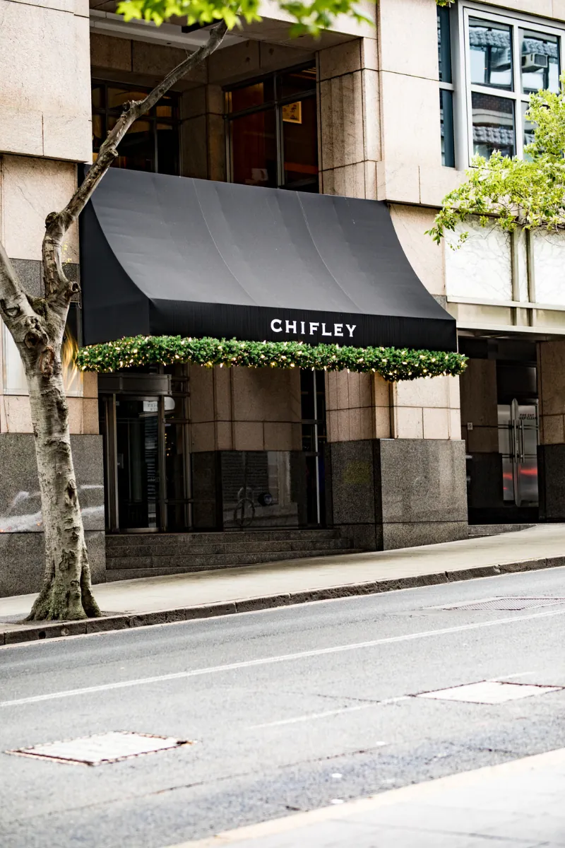 Chifley Towers - outdoor Christmas decor
