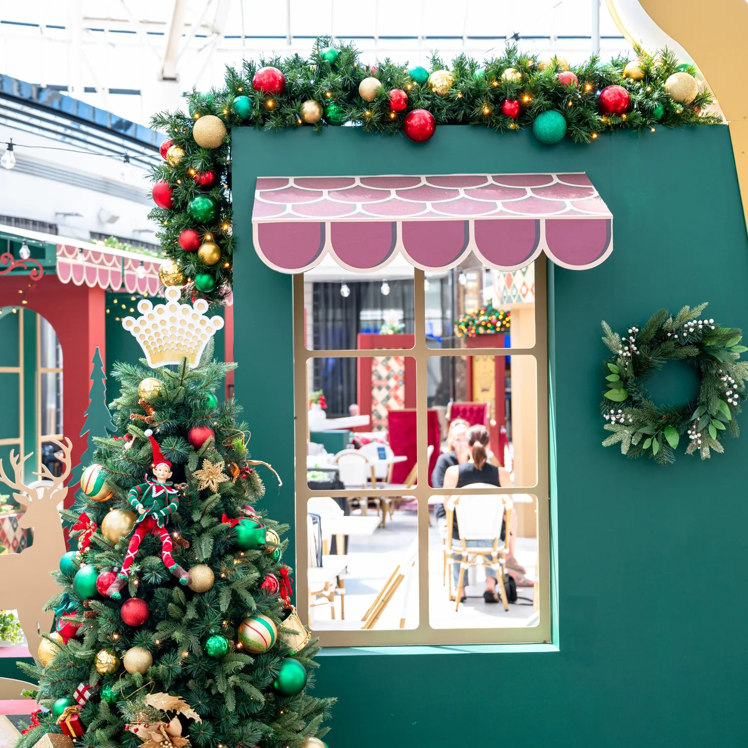 Crown Resorts Perth - Christmas display